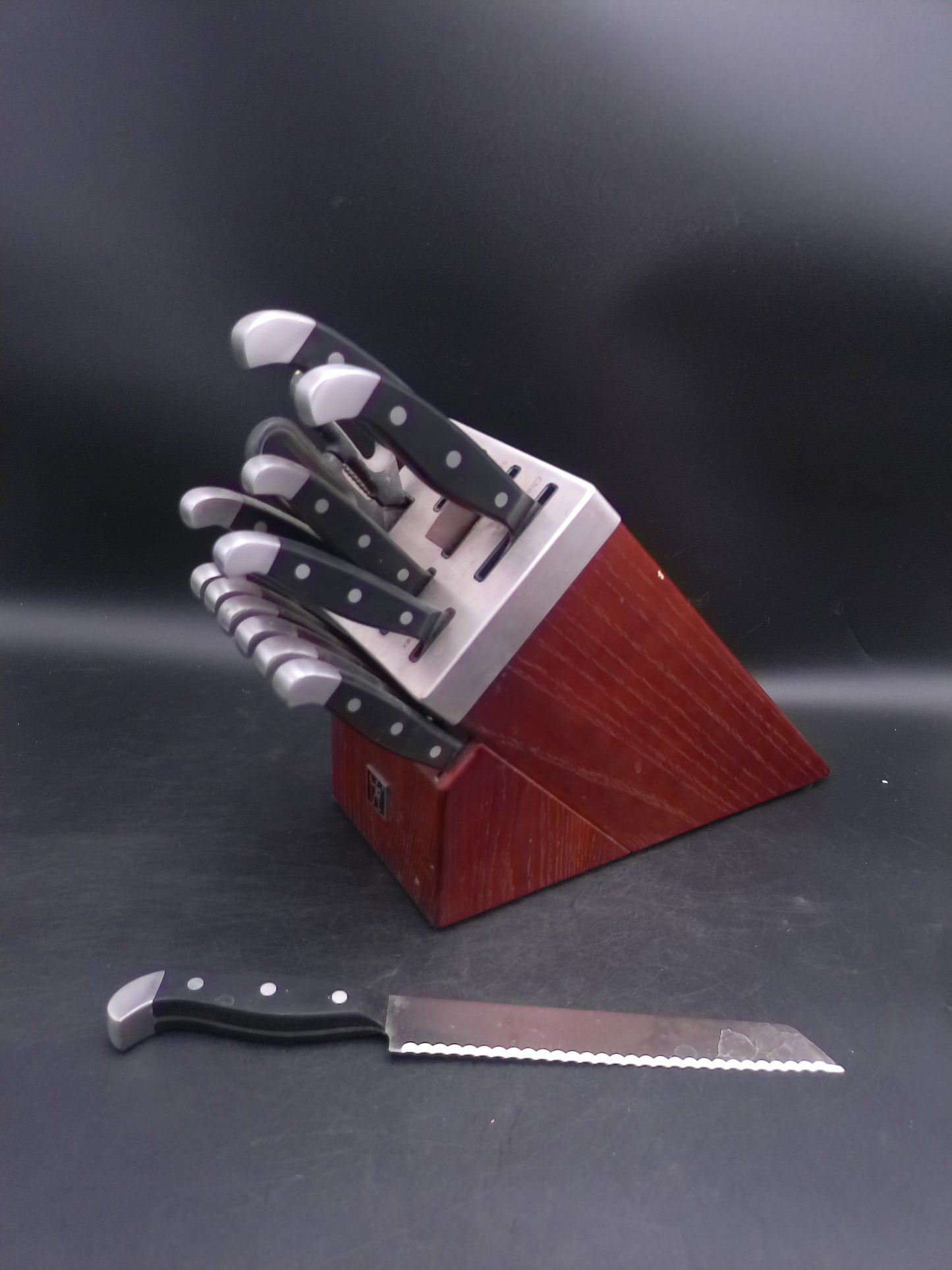 Henckels Definition 12-piece Self-Sharpening Knife Block Set and a Pair of Scissors