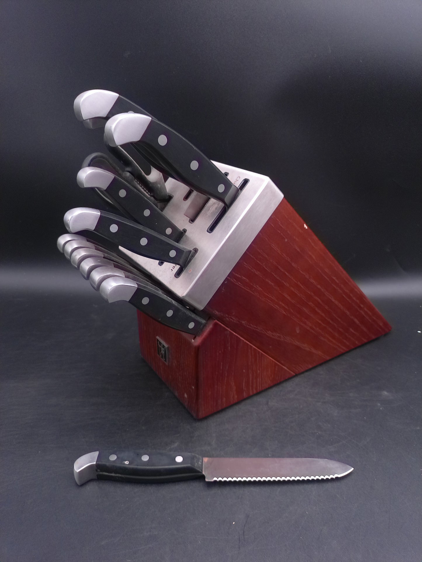 Henckels Definition 12-piece Self-Sharpening Knife Block Set and a Pair of Scissors