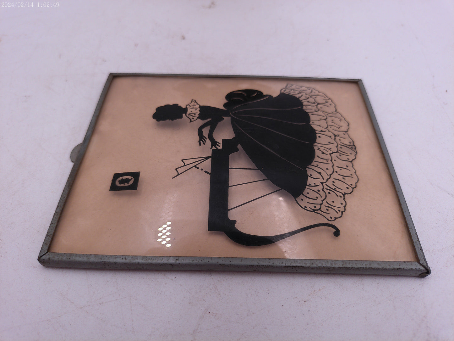 Glass Convex Silhouette Framed Picture Young Woman Playing Piano B516