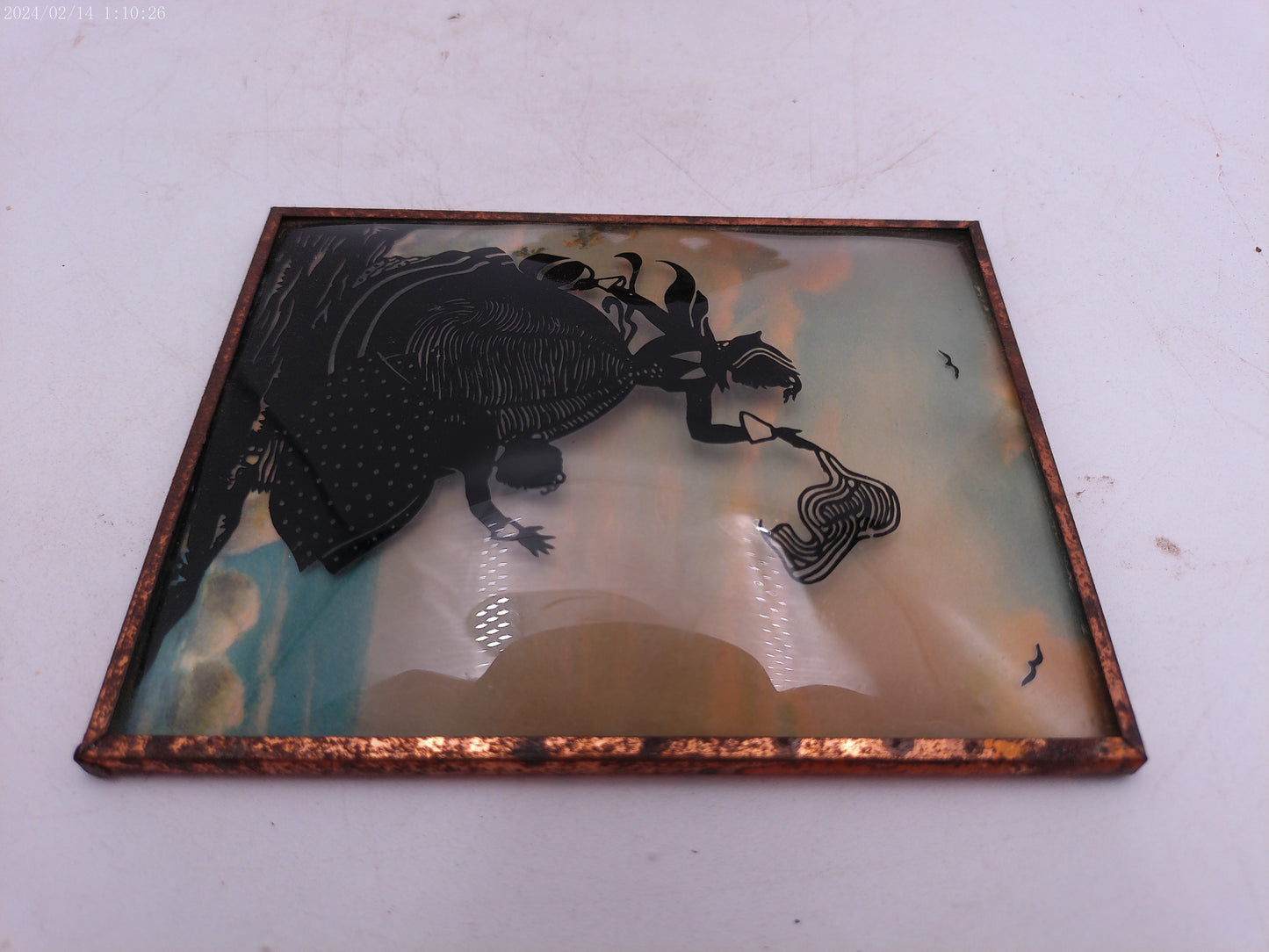 Glass Convex Silhouette Framed Picture Mother and Daughter Enjoying Breeze B521