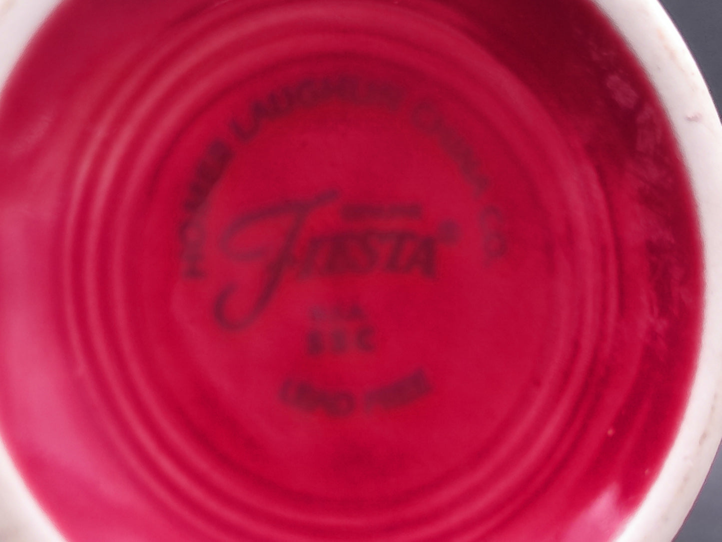 Large Red Glazed Ceramic Ashtray Marked 1981 The Hyde Coand Cup