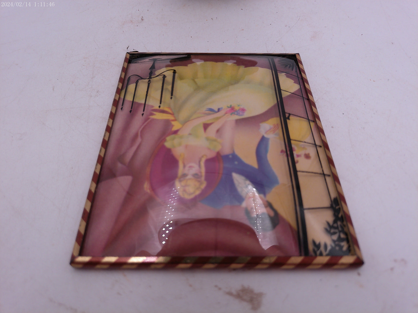 Glass Convex Silhouette Framed Picture Young Couple Seating By Candles  B522