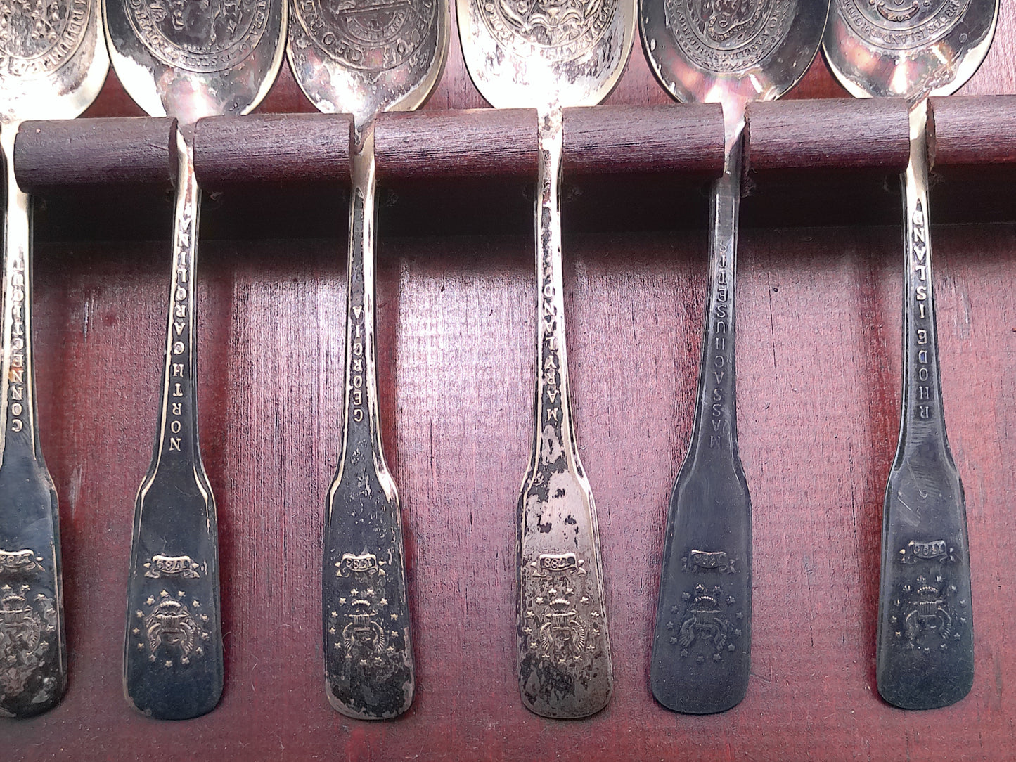Vintage 1776-1976 Bicentennial Original 13 Colonies Spoons wooden Display Rack