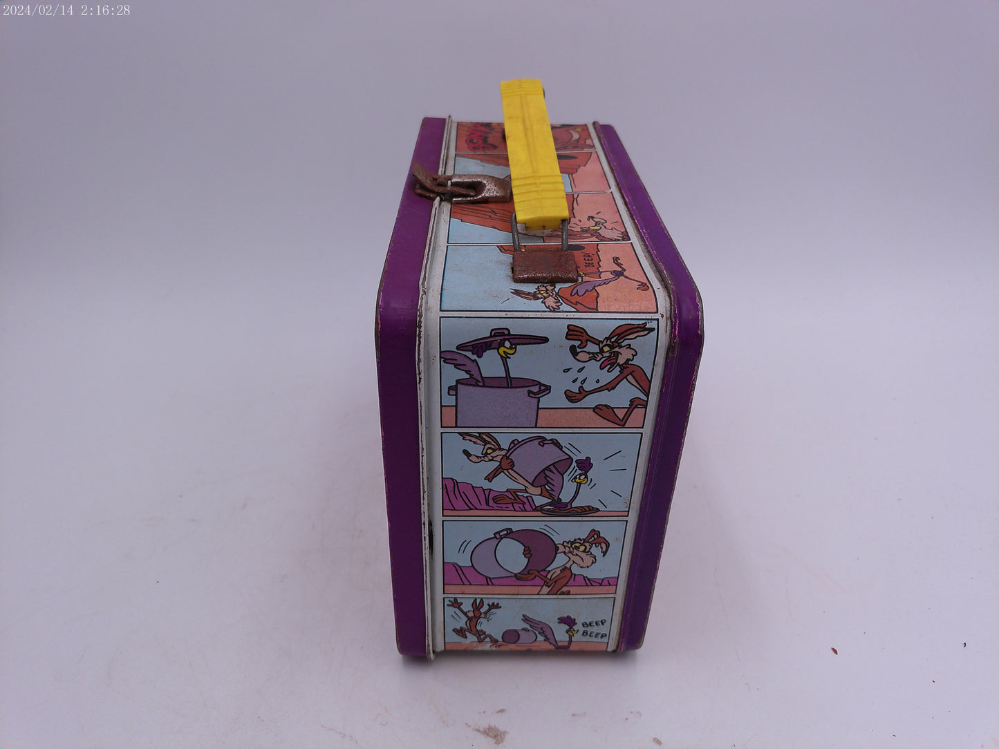 Vintage 1970 The Road Runner lunchbox