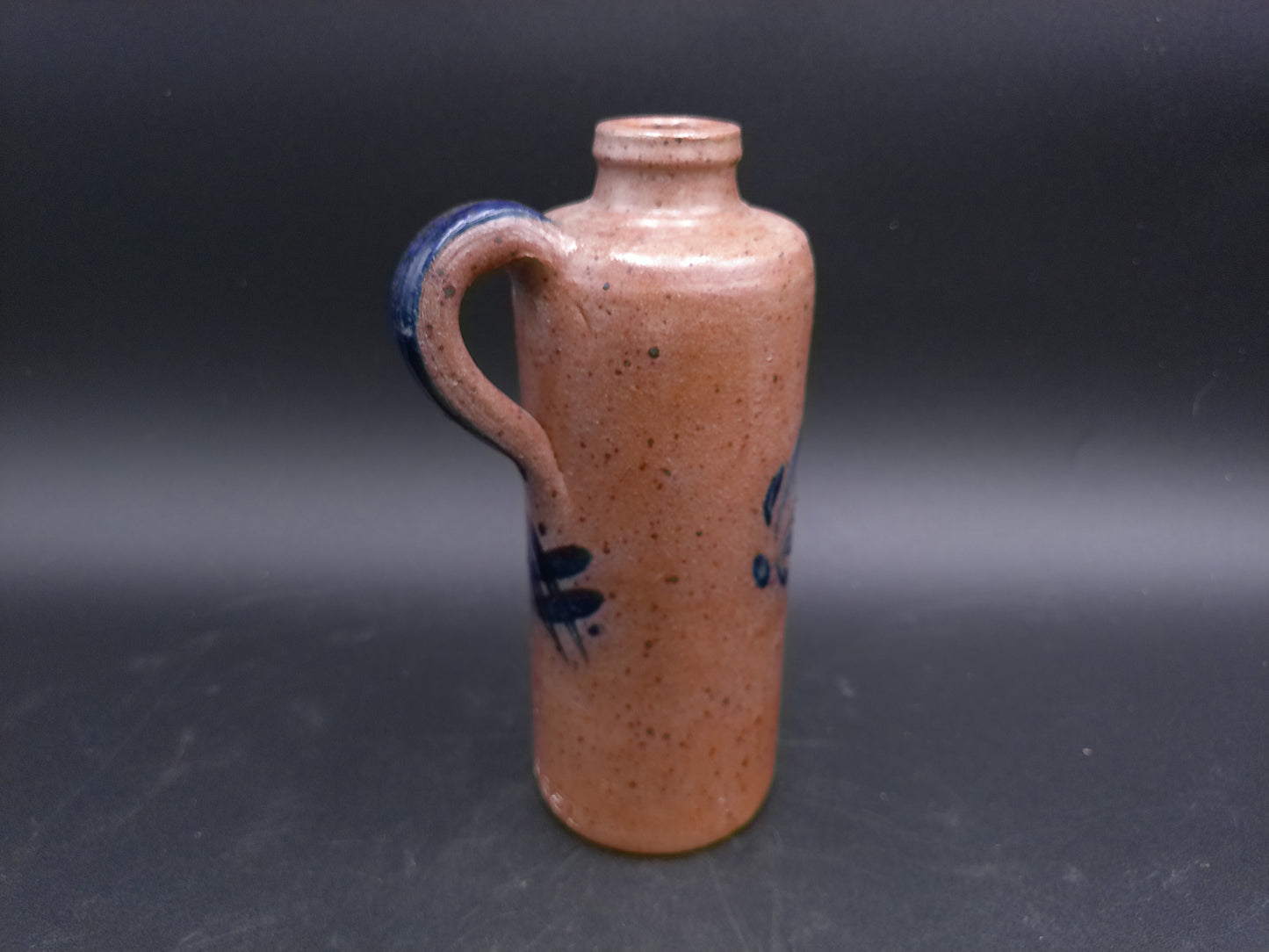 Pitcher Vase Beautiful blue design .35L Bottle Jug Vintage