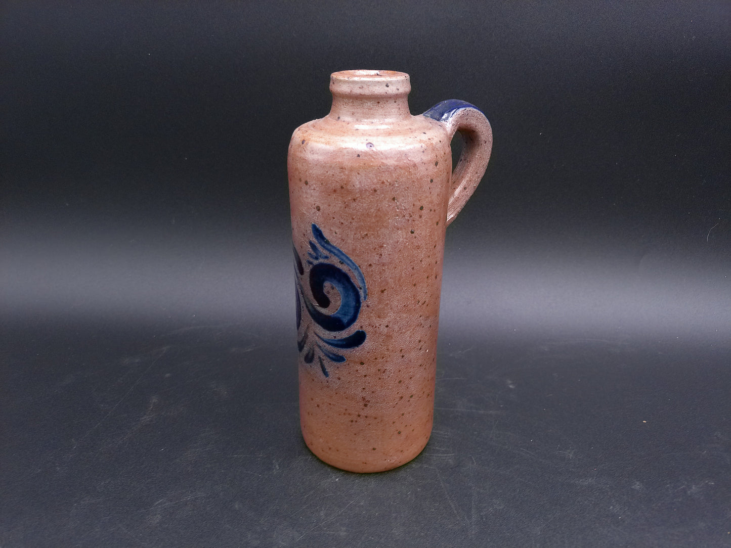 Pitcher Vase Beautiful blue design .35L Bottle Jug Vintage
