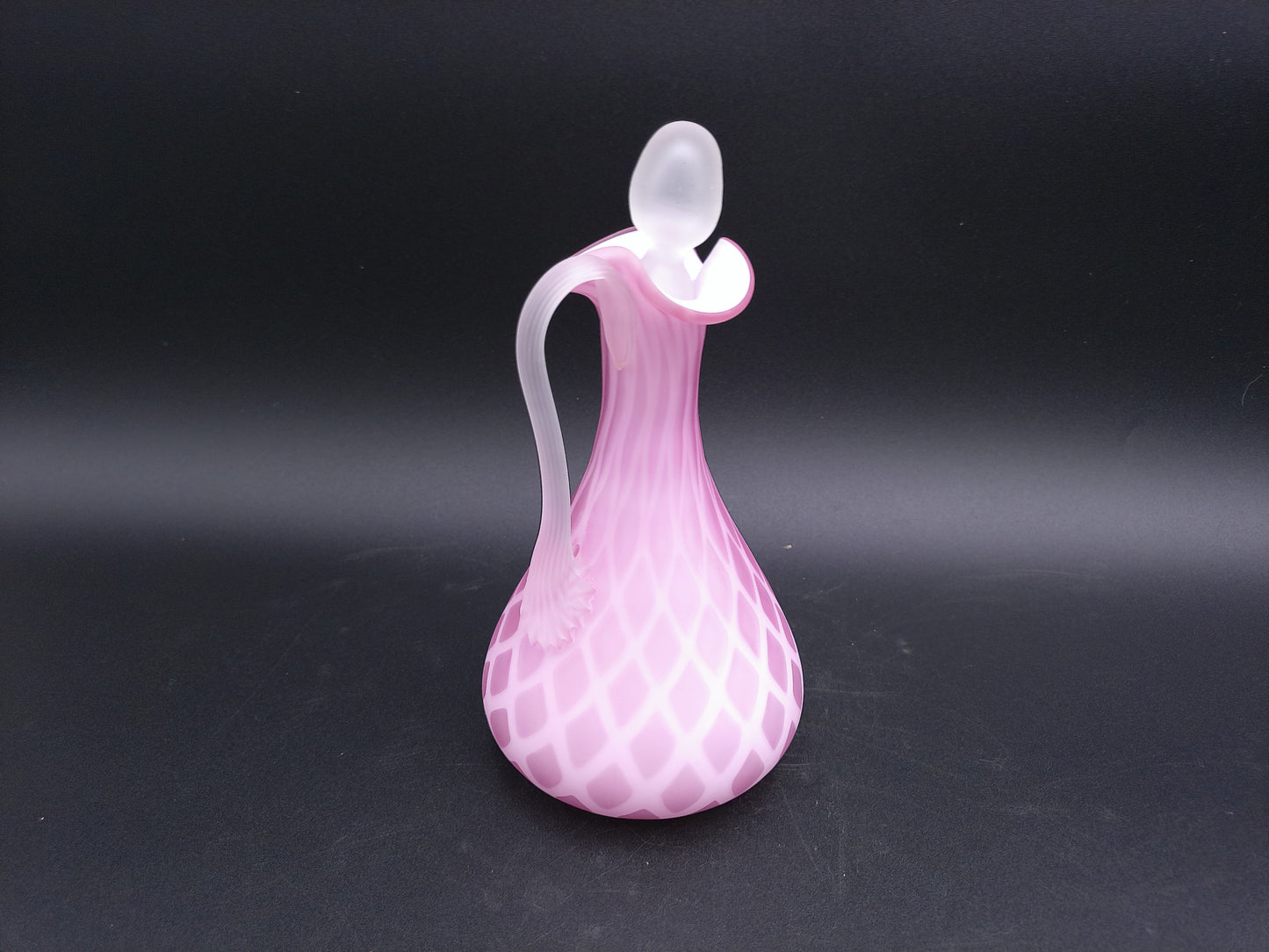 Pink Satin Diamond Quilted Pitcher Beautiful Elegant Design Venetian Murano