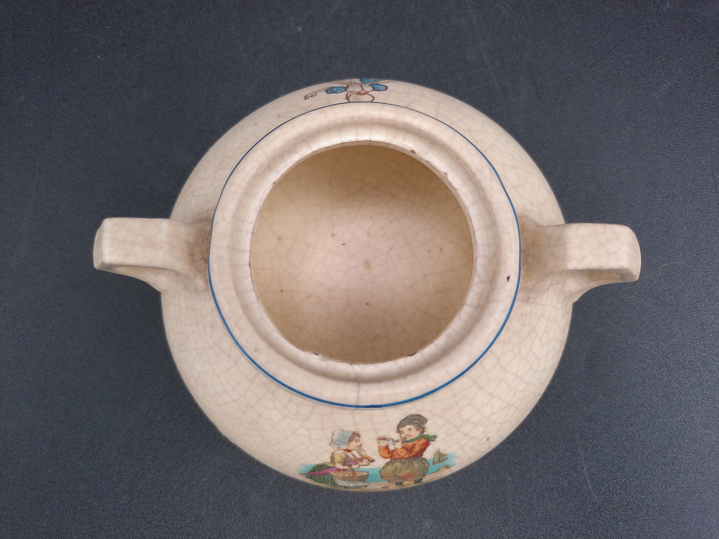 Roseville 1910 Pottery Dutch Creamware Tea  Teapot no lid