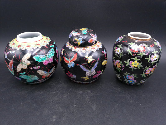 Chinese export ceramic and 1 with top of 3  jiger jar vase butterfly and flower design