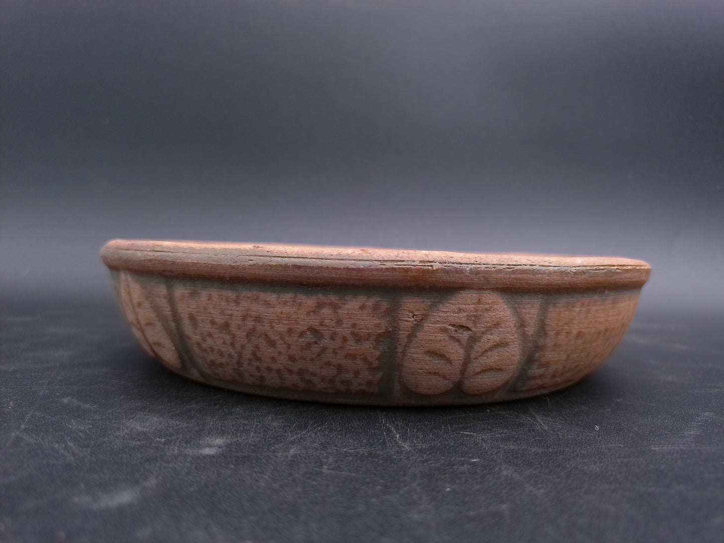 Red Wing pottery planter drip plate saucer Caladium Leaf good condition
