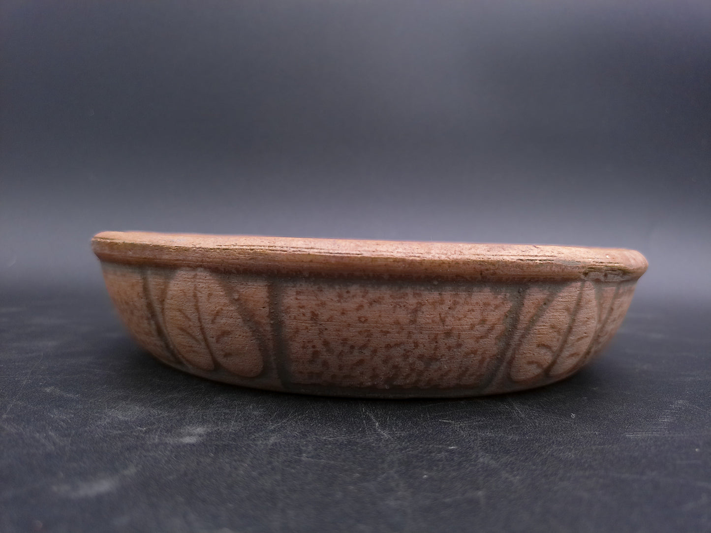 Red Wing pottery planter drip plate saucer Caladium Leaf good condition