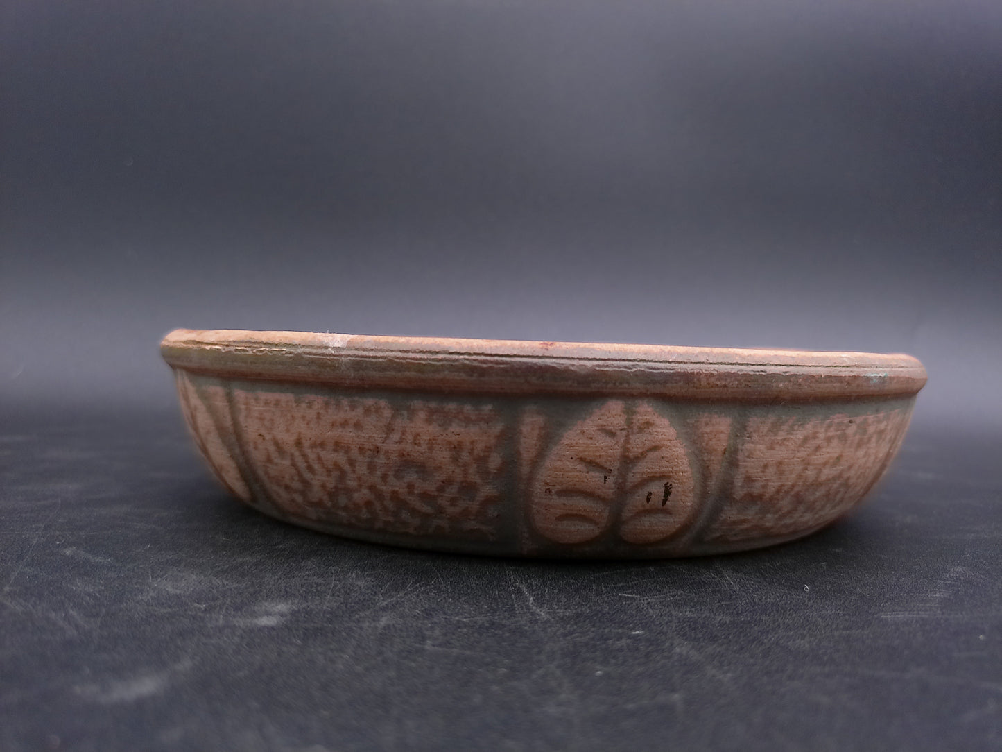 Red Wing pottery planter drip plate saucer Caladium Leaf good condition