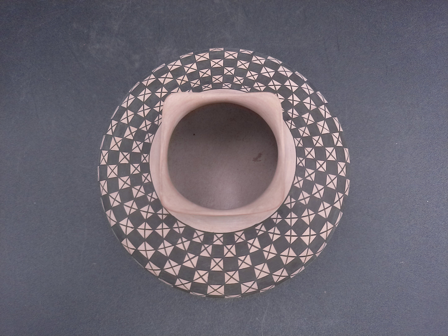 Clay Geometric Vase Mata Ortiz Pottery Signed by Artist Olga Quezada