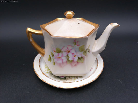 Art Deco Vintage orcelain Tea Pot and Plate Gold Rim painted Vintage