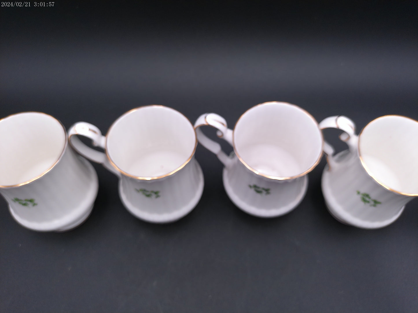 Royal Windsor Fine Bone Chinairish Coffe Cup England qty 4 & Royal Albert Demitasse Cup