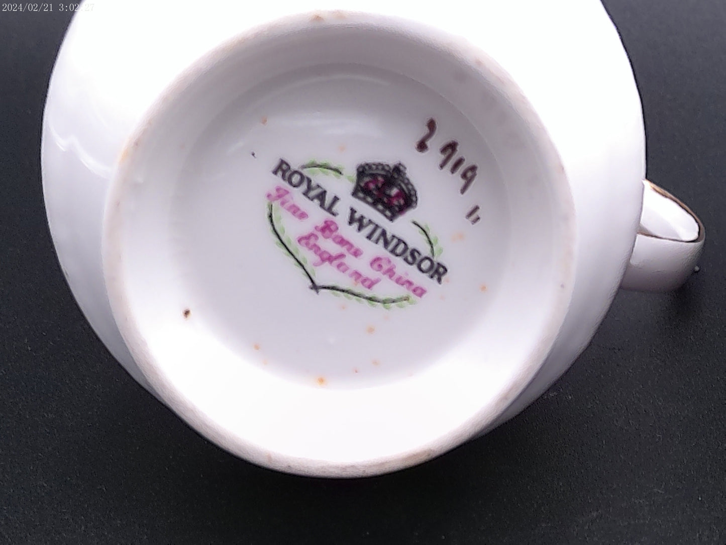 Royal Windsor Fine Bone Chinairish Coffe Cup England qty 4 & Royal Albert Demitasse Cup