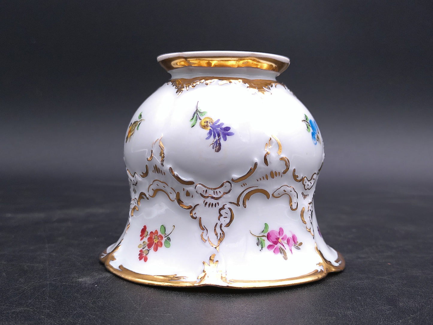 Meissen B Form Strewn Flowers Gold Gilt Bowl Cup Early 1900s