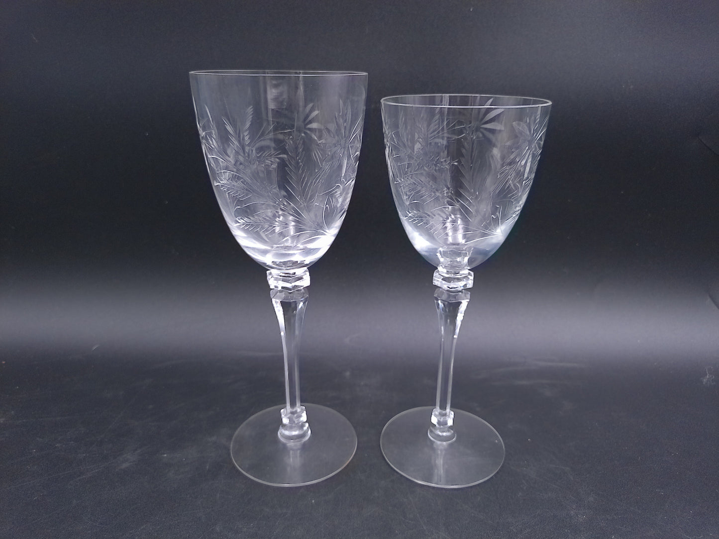 Crystal Glasses Lot  of 2  Water Wine Goblet