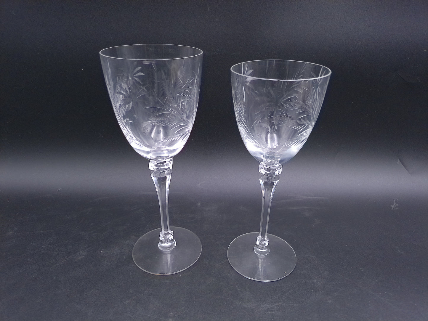 Crystal Glasses Lot  of 2  Water Wine Goblet