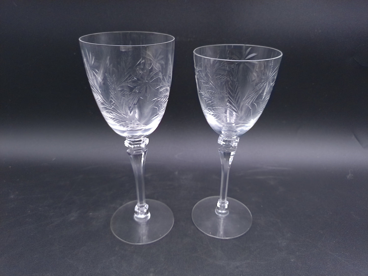 Crystal Glasses Lot  of 2  Water Wine Goblet