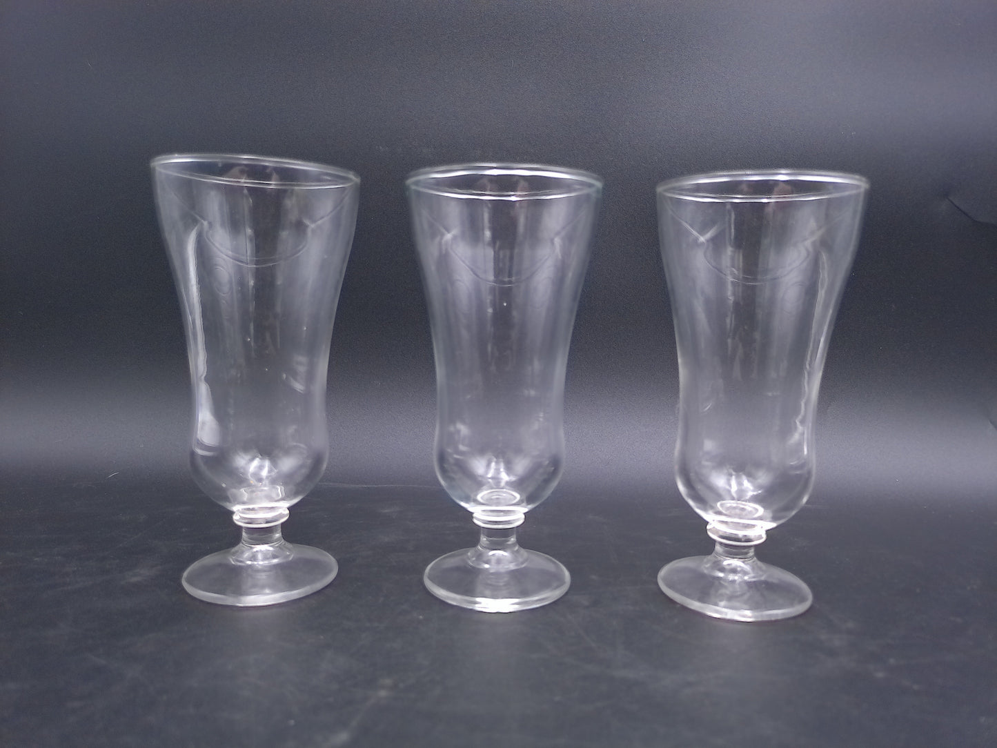 Parfait Waterf Wine Glasses Set of 3 Vintage Beautiful Design