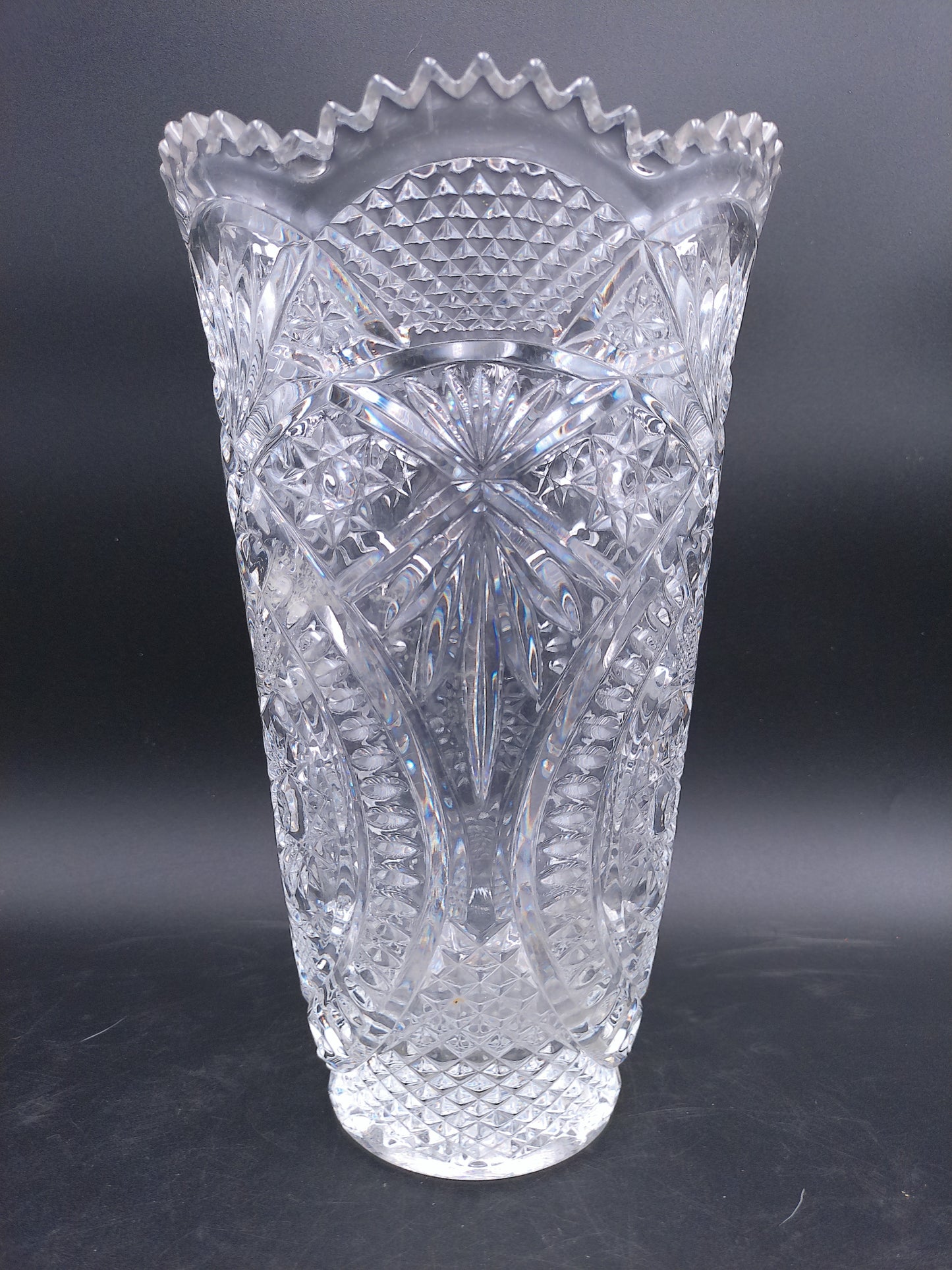Crystal Clear Glass Vase  Beautiful Floral Design Patterns Vintage