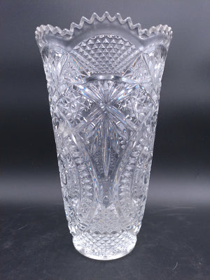 Crystal Clear Glass Vase  Beautiful Floral Design Patterns Vintage