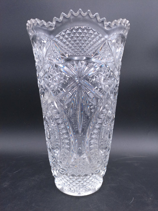 Crystal Clear Glass Vase  Beautiful Floral Design Patterns Vintage