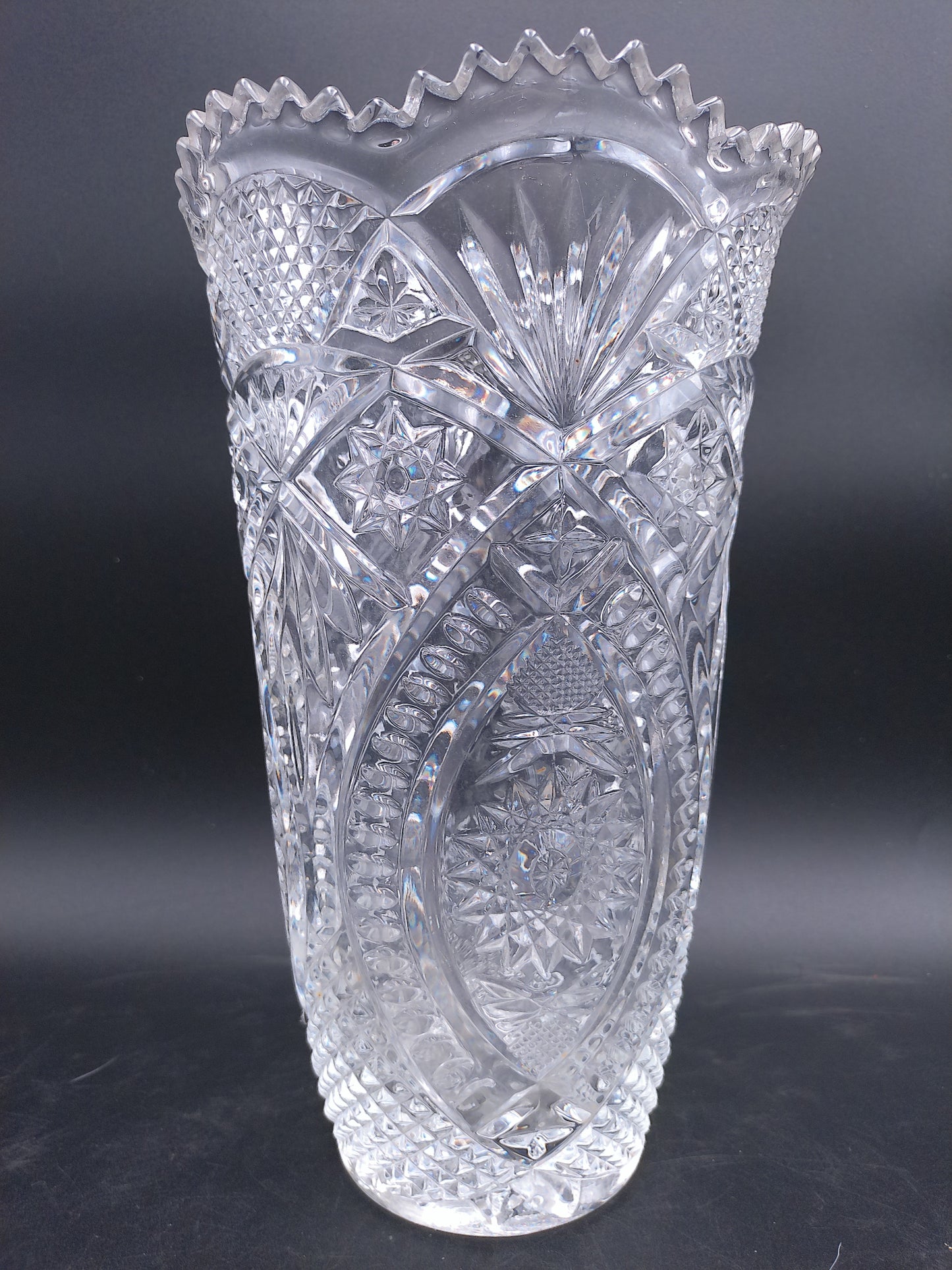 Crystal Clear Glass Vase  Beautiful Floral Design Patterns Vintage