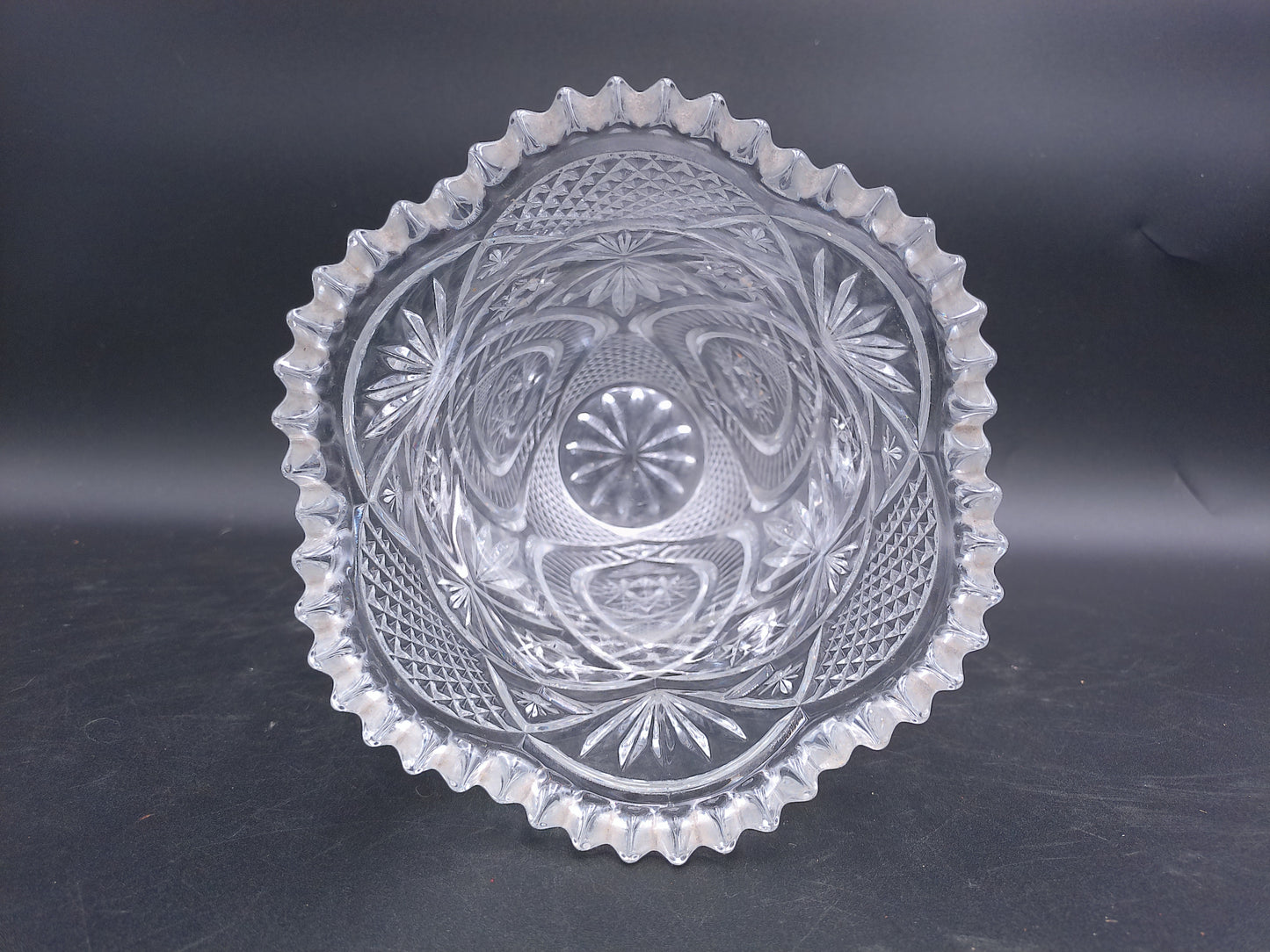 Crystal Clear Glass Vase  Beautiful Floral Design Patterns Vintage