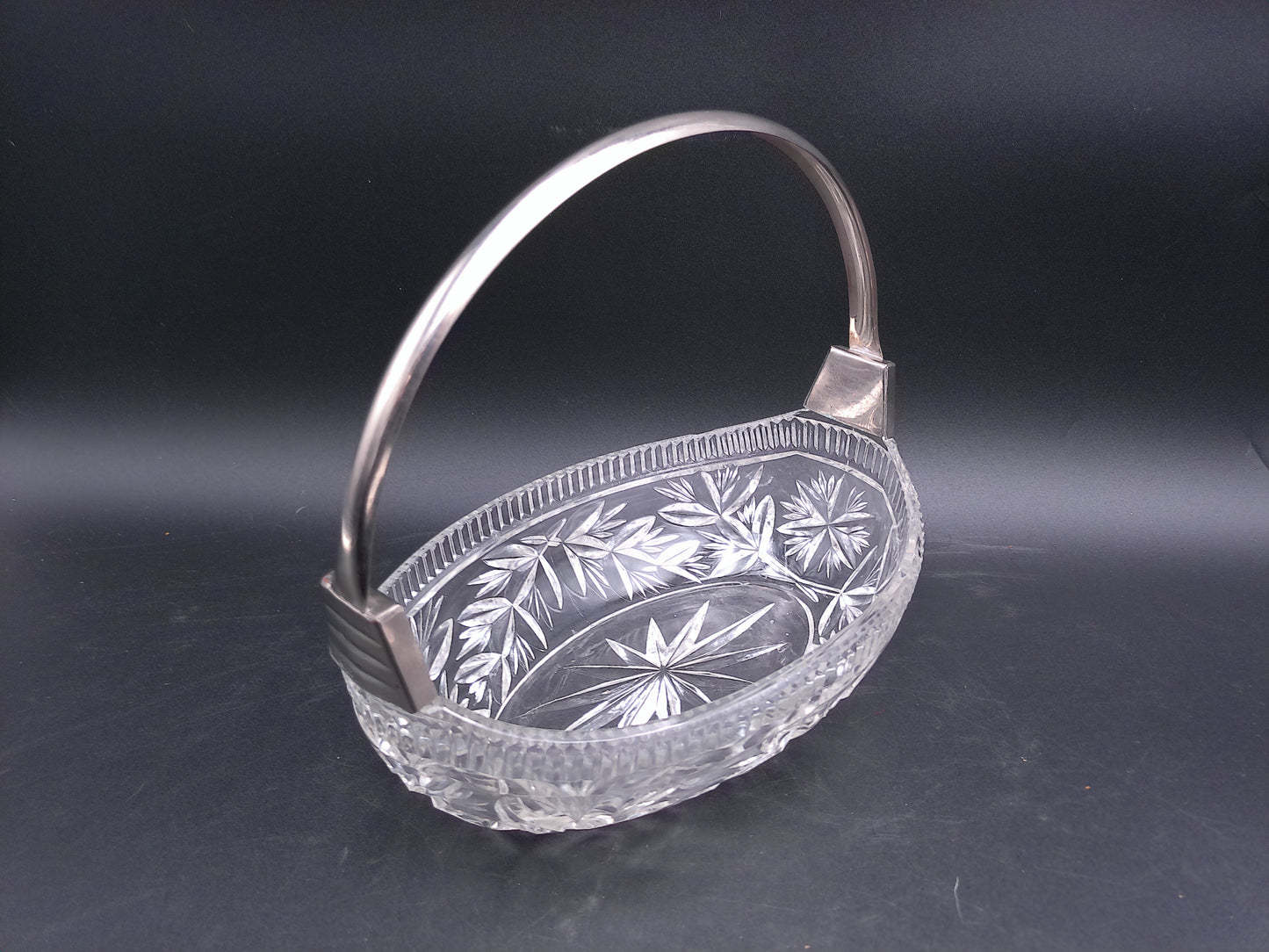 Heavy Crystal Glass Basket Bowl with Silver Coloured Metal Handle