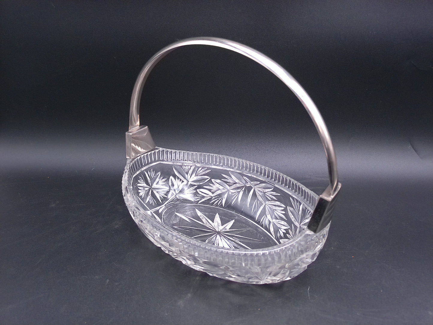 Heavy Crystal Glass Basket Bowl with Silver Coloured Metal Handle