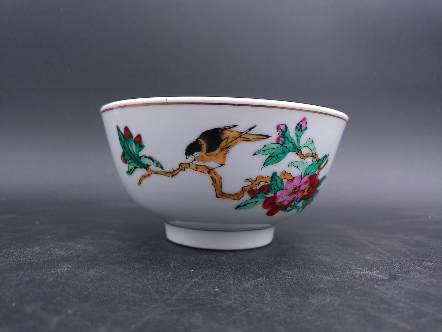 Hand Painted Chinese Rice Dish Bowl Bird and Flower Design Gold Rim