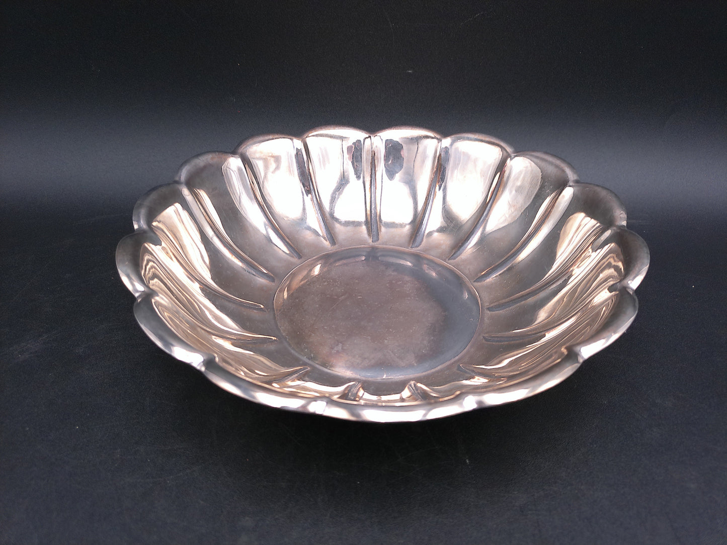 Reed & Barton 175 Holiday Silver Plated Scalloped Bowl Fluted Vintage