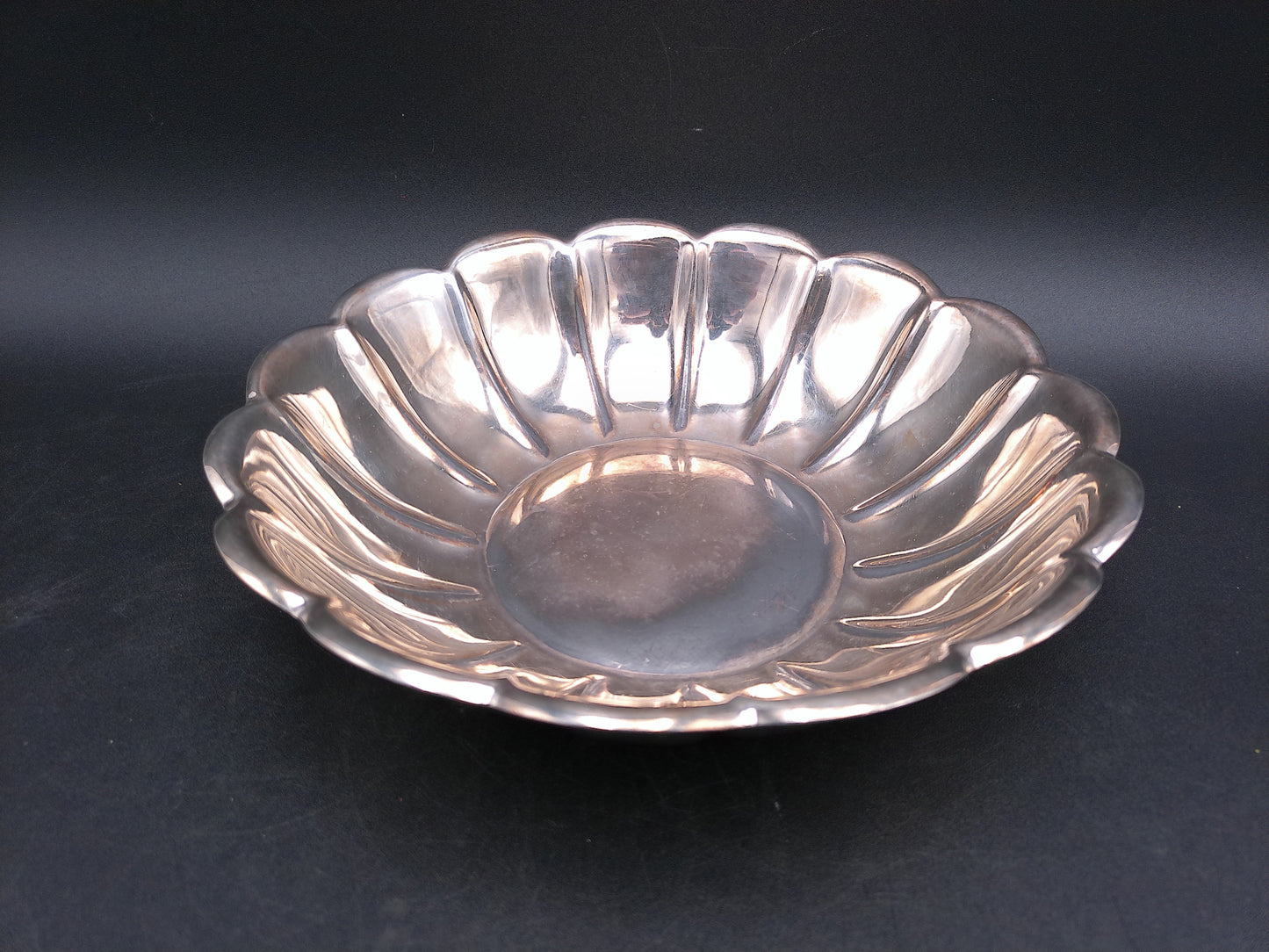 Reed & Barton 175 Holiday Silver Plated Scalloped Bowl Fluted Vintage