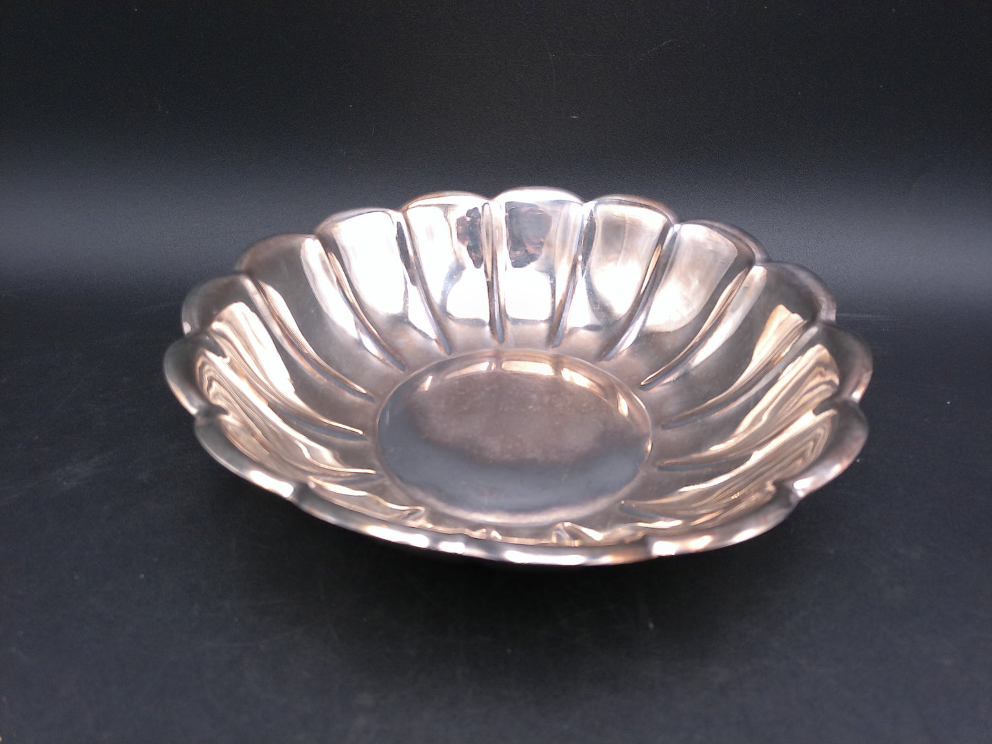 Reed & Barton 175 Holiday Silver Plated Scalloped Bowl Fluted Vintage