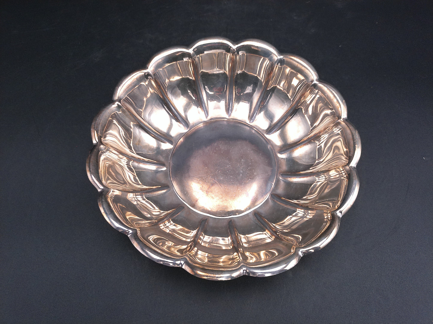 Reed & Barton 175 Holiday Silver Plated Scalloped Bowl Fluted Vintage