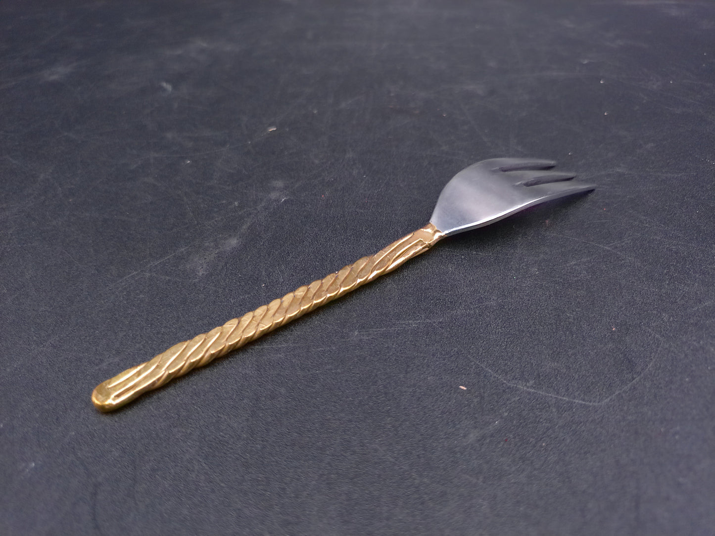 Group of 5 Decorative Dinner Cake Forks Gold Colored Vintage