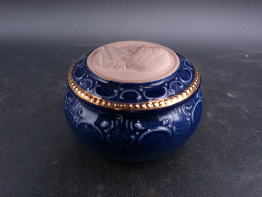 Trinket Bowl with Lid mall Hand Made Marked on Bottom Gold Rim Colonial Prortrait