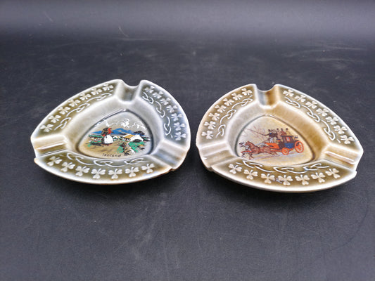Wade Irish Porcelain 4" Triangle Ashtray Farm Scene Made in Ireland Lot of 2