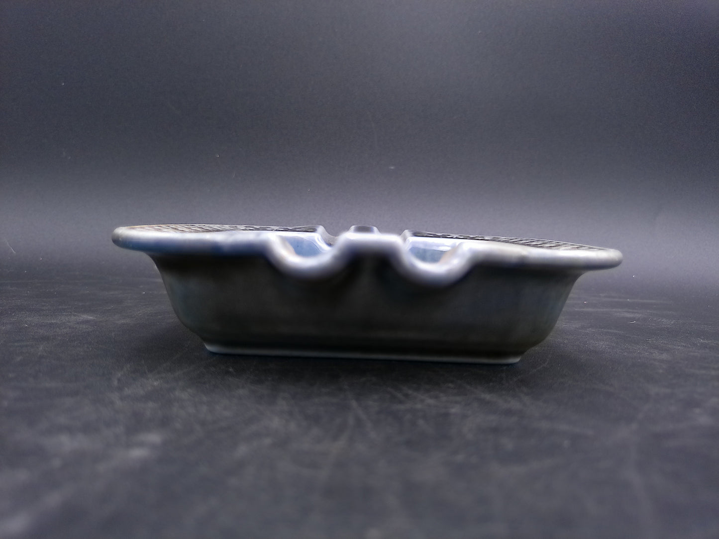 Wade Armagh Co  Irish Porcelain Ashtray Farm Scene Made in Ireland  IP626