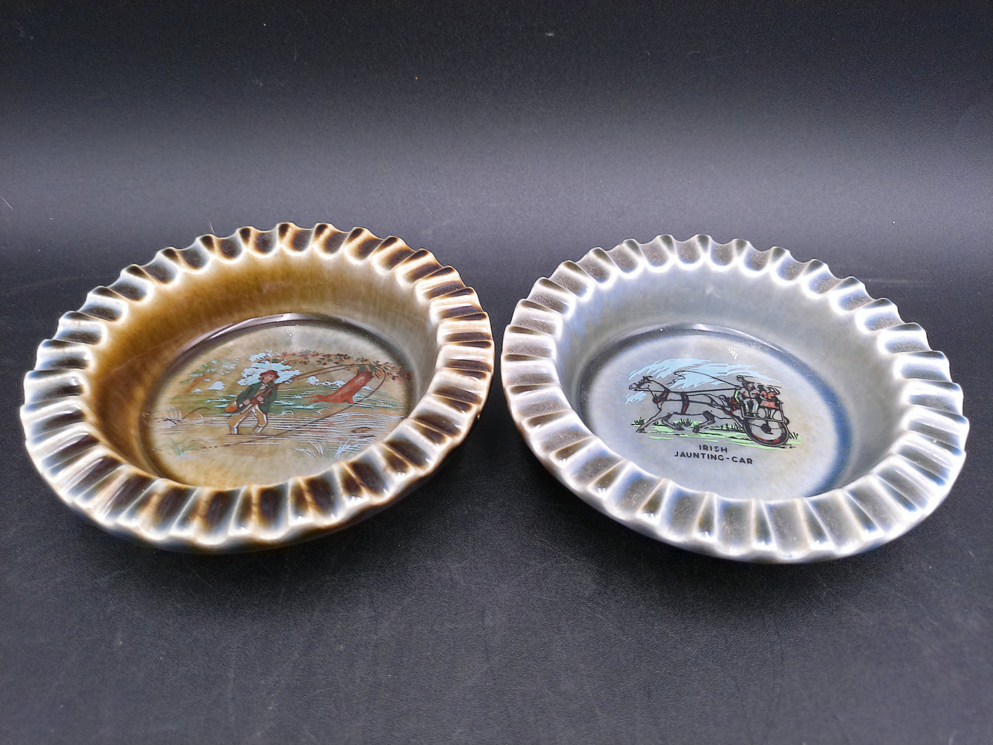 Wade Armagh Co  Irish Porcelain Set of 2 Ashtray Farm Scene Made in Ireland