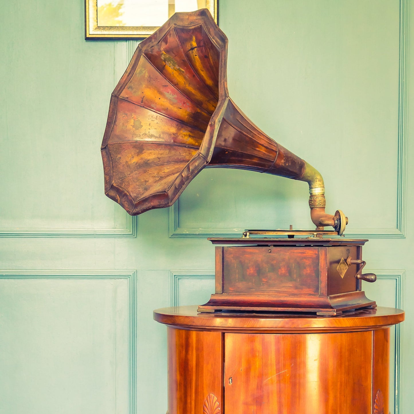 Vintage 1930s Record Player